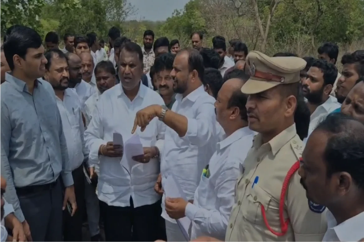 గుండ్ల పోచంపల్లి డివిజన్ లో ప్రభుత్వ స్థలం కబ్జా